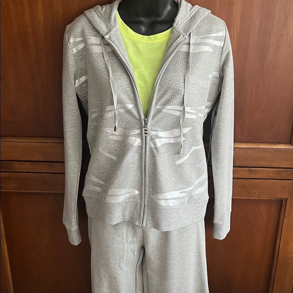 BCBG MAXAZRIA Heather Gray Jogger Pants Sz M NWT - Picture 15 of 17